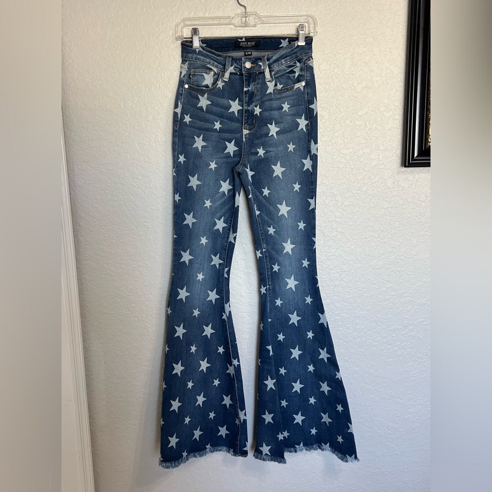 Judy Blue Blue Star Print Flare Jeans